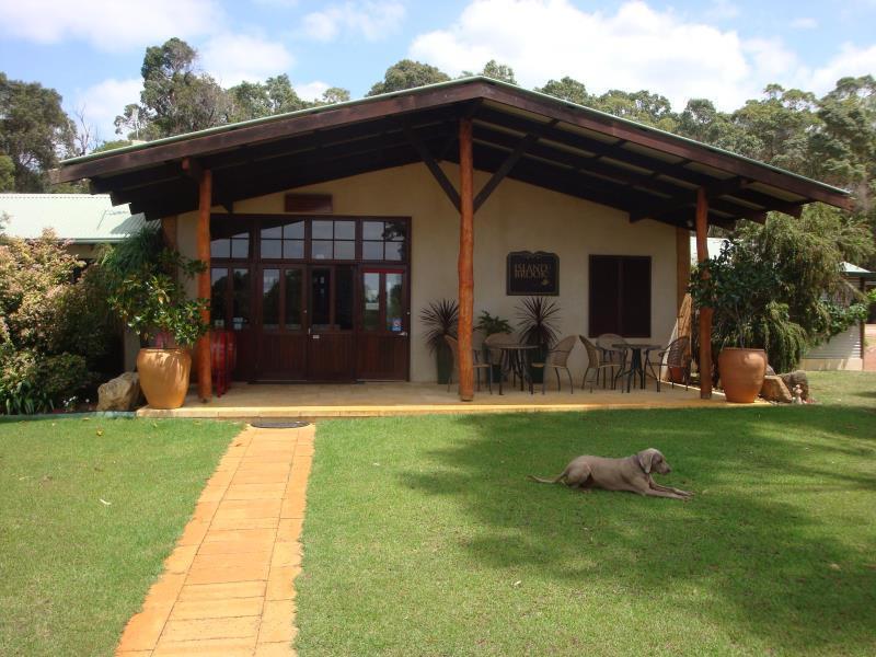 Island Brook Estate Winery And Chalets Margaret River Bagian luar foto