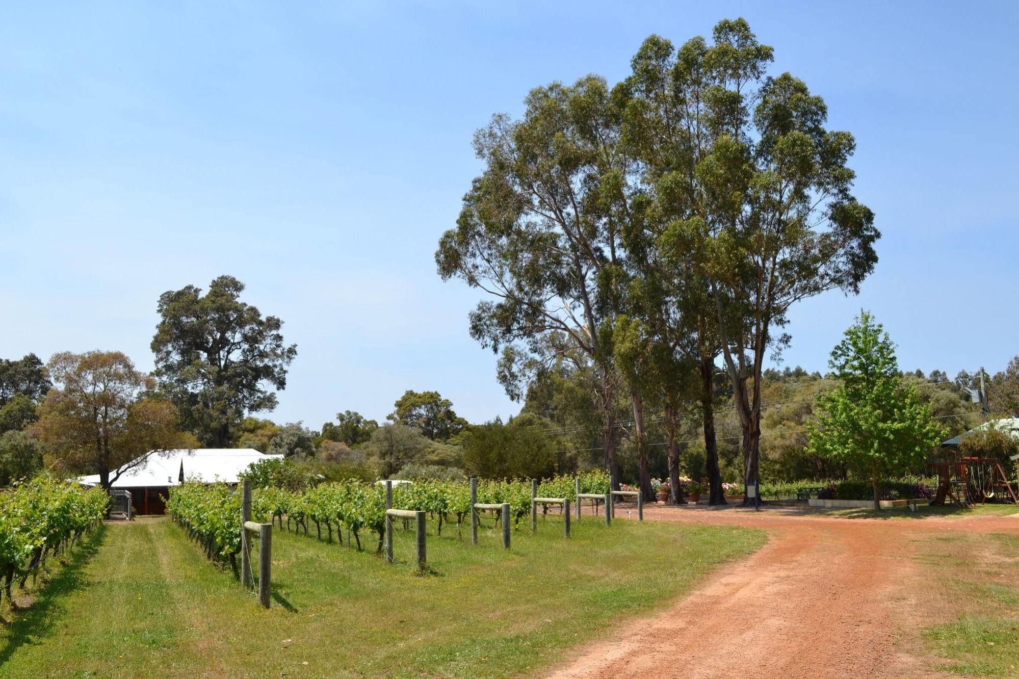 Island Brook Estate Winery And Chalets Margaret River Bagian luar foto